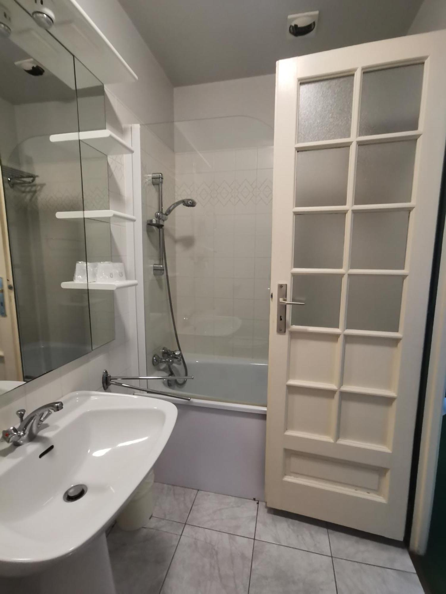 Chateau De Castel Novel Boutique Hotel Varetz Екстериор снимка