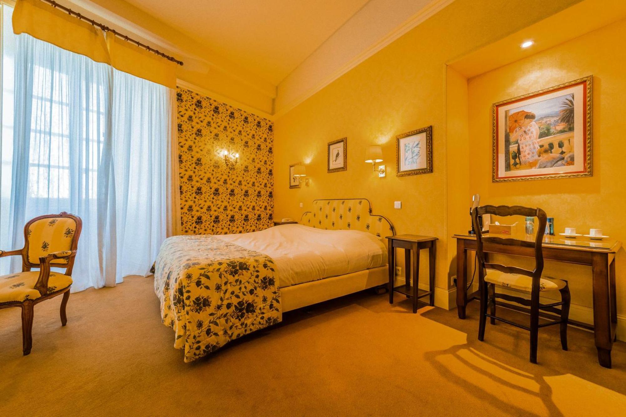 Chateau De Castel Novel Boutique Hotel Varetz Екстериор снимка
