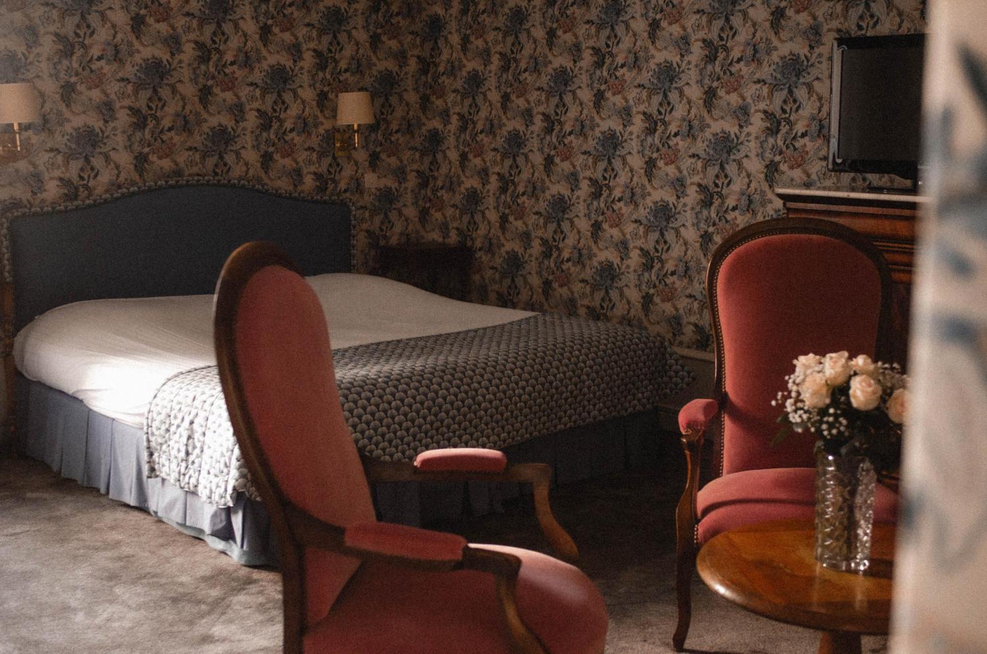 Chateau De Castel Novel Boutique Hotel Varetz Екстериор снимка