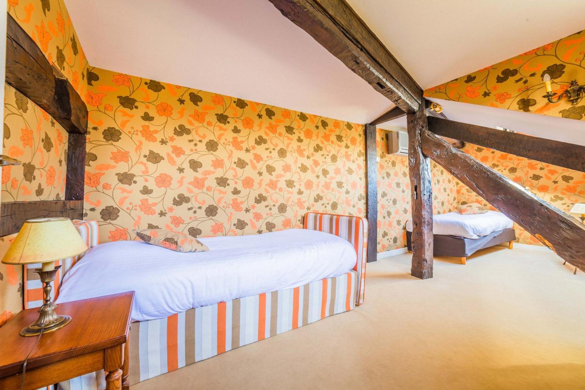 Chateau De Castel Novel Boutique Hotel Varetz Екстериор снимка